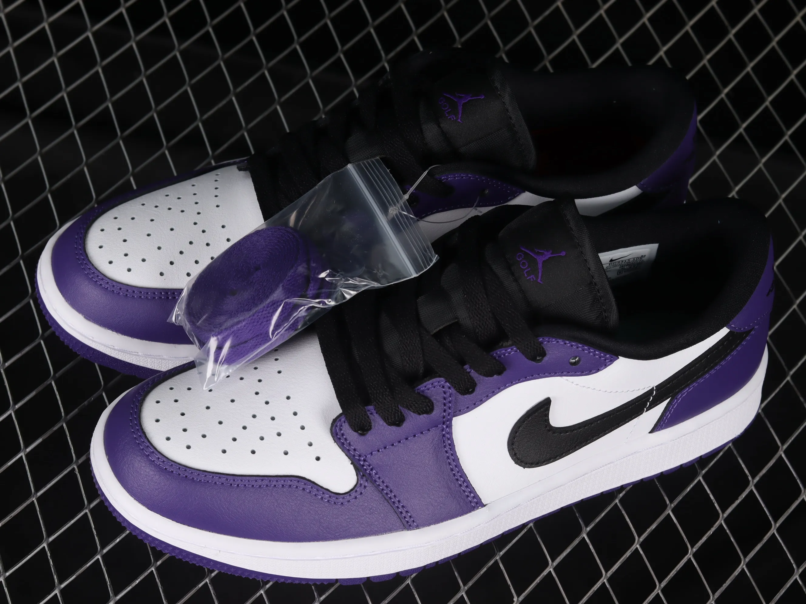 All categories Air Jordan Jordan series basketball shoes Air Jordan 1 Low G version pure original Air Jordan 1 Low Golf "White Purple" AJ1 Joe 1 new golf version white and purple color DD9315-105
